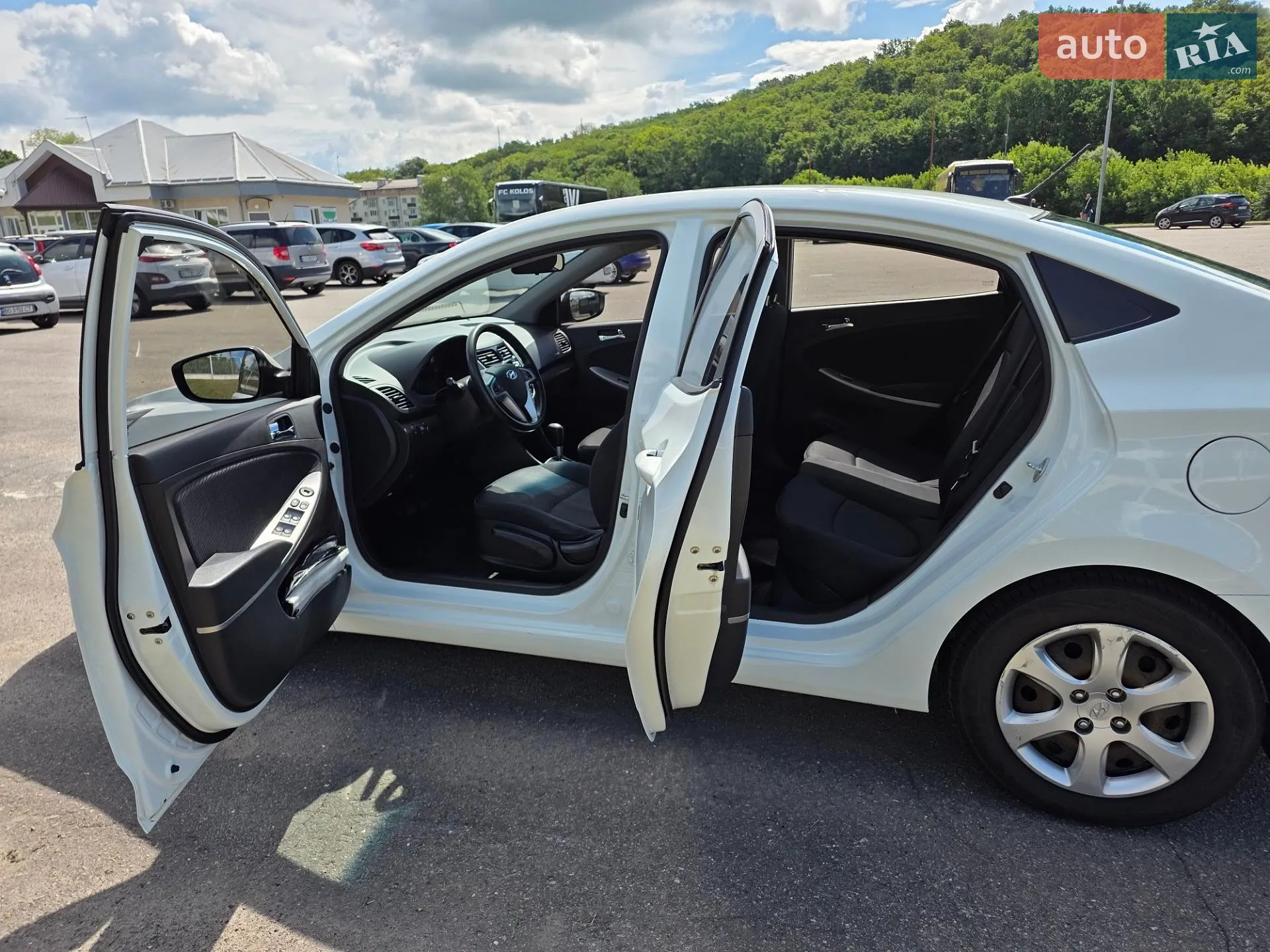 2012 Hyundai Accent - мініатюра 6