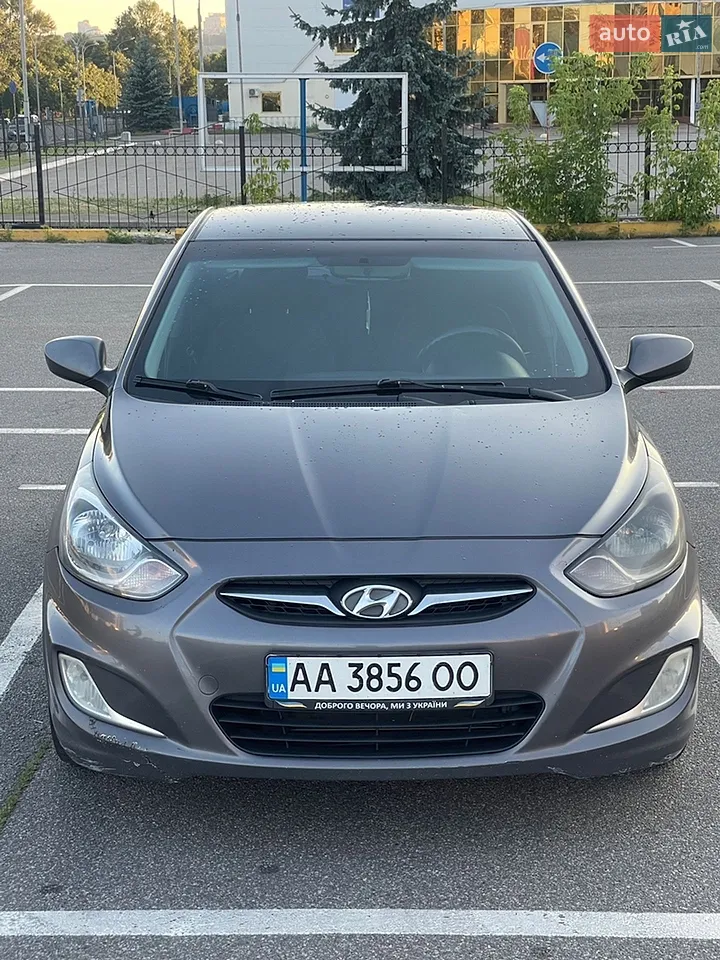 2011 Hyundai Accent - мініатюра 13