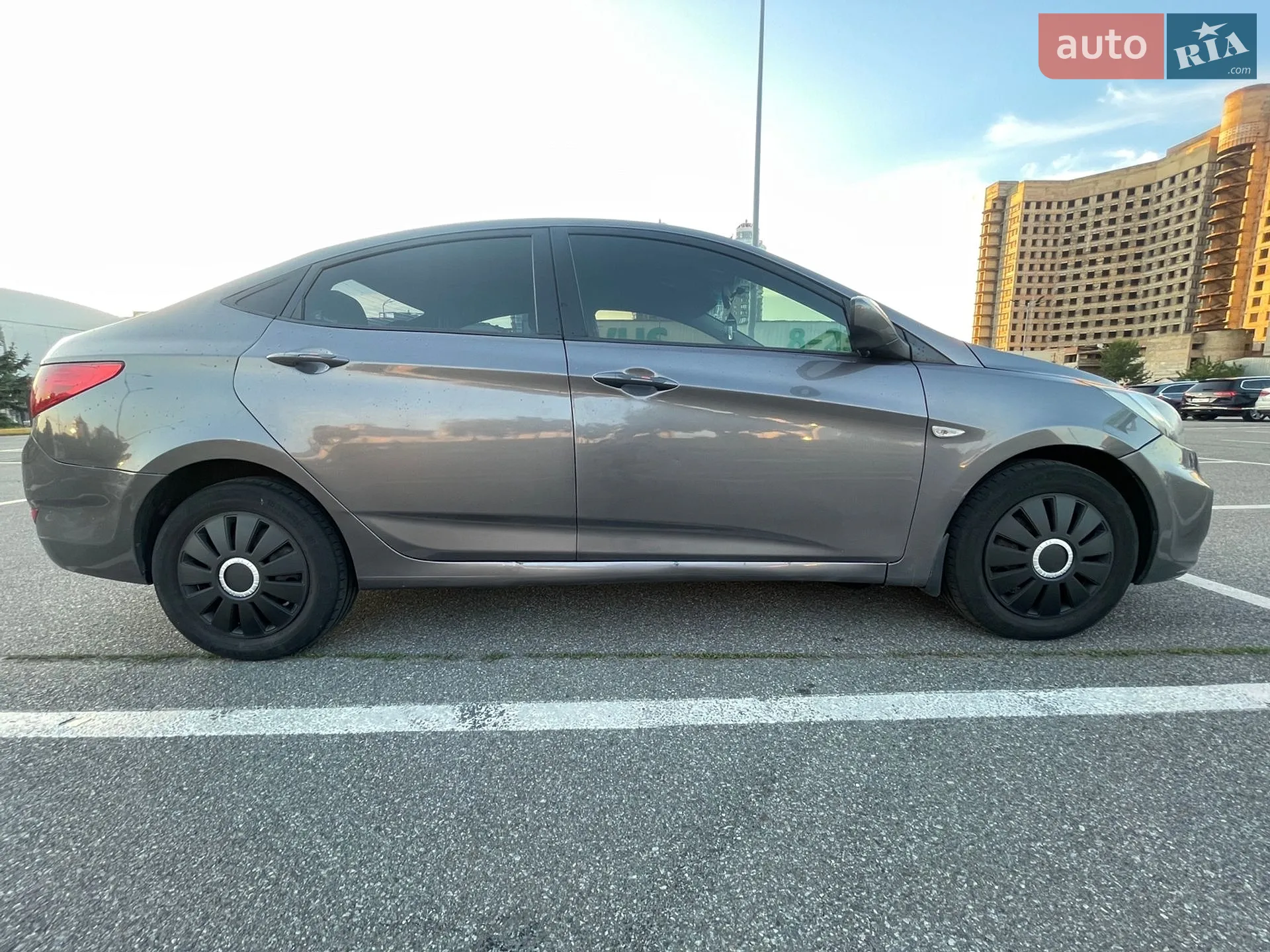2011 Hyundai Accent - мініатюра 12
