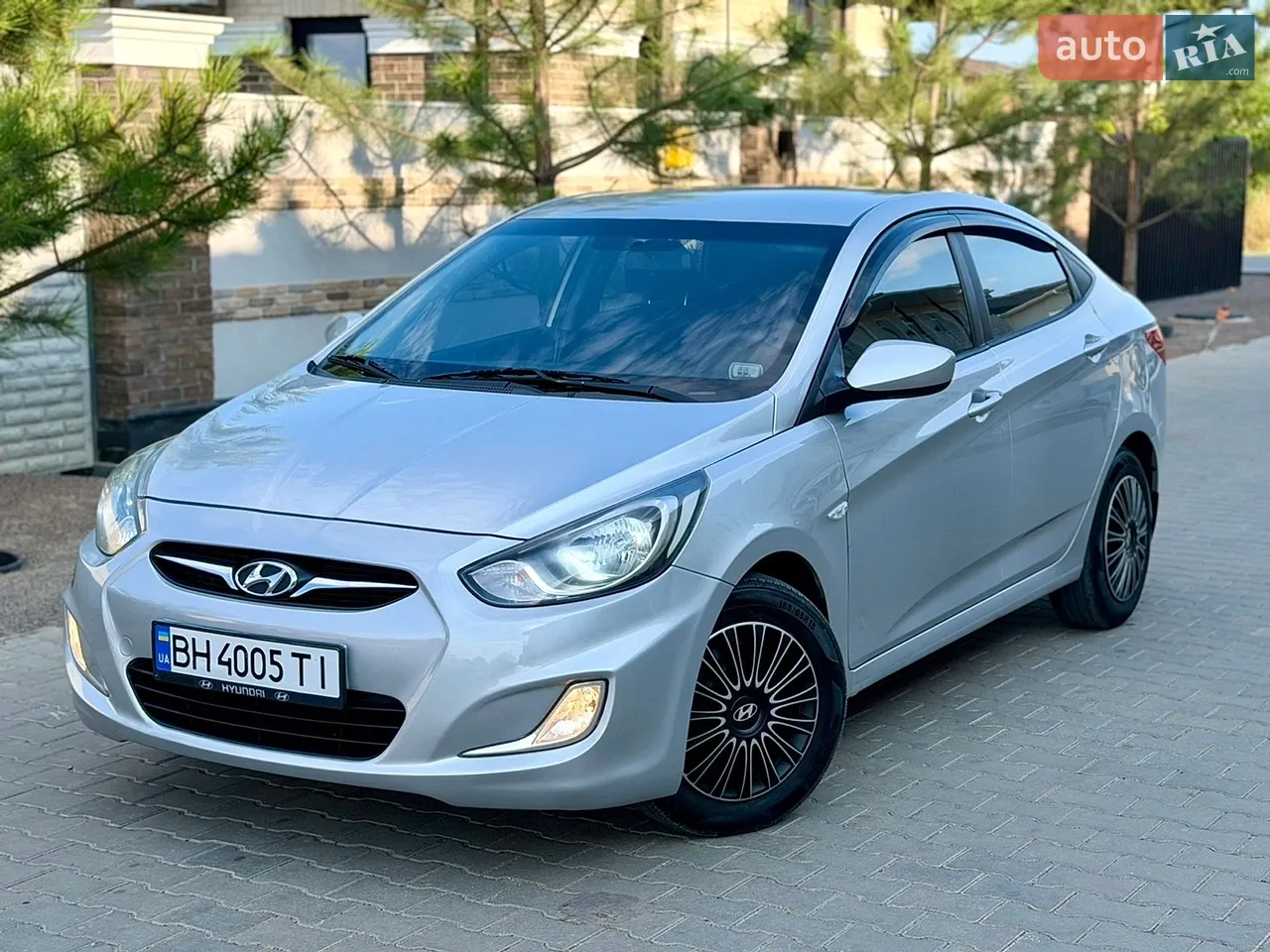 2012 Hyundai Accent - мініатюра 13