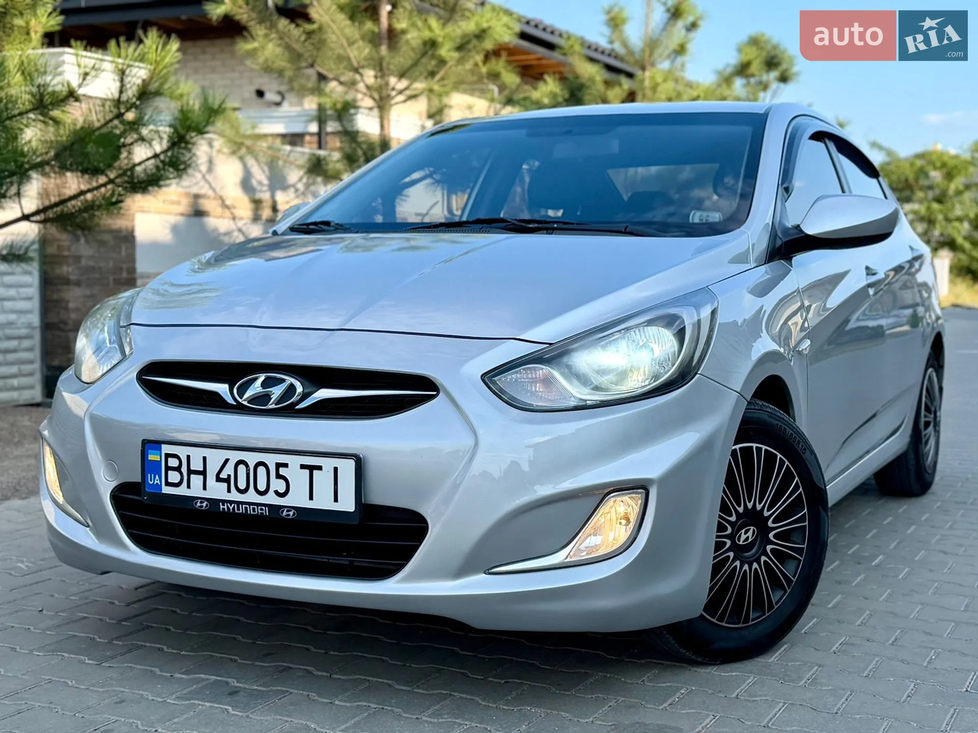 2011 Hyundai Accent - мініатюра 4