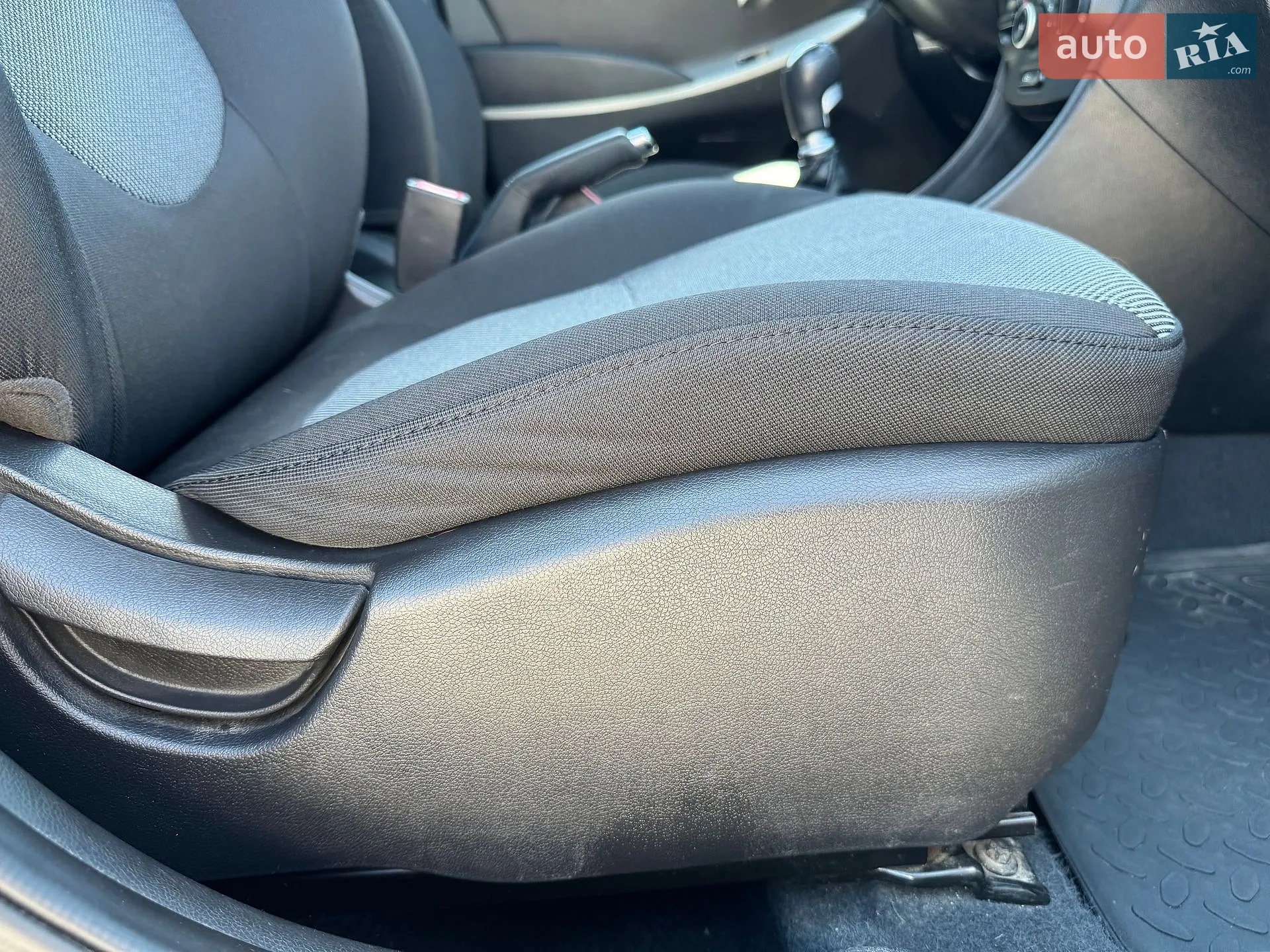 2011 Hyundai Accent - мініатюра 13