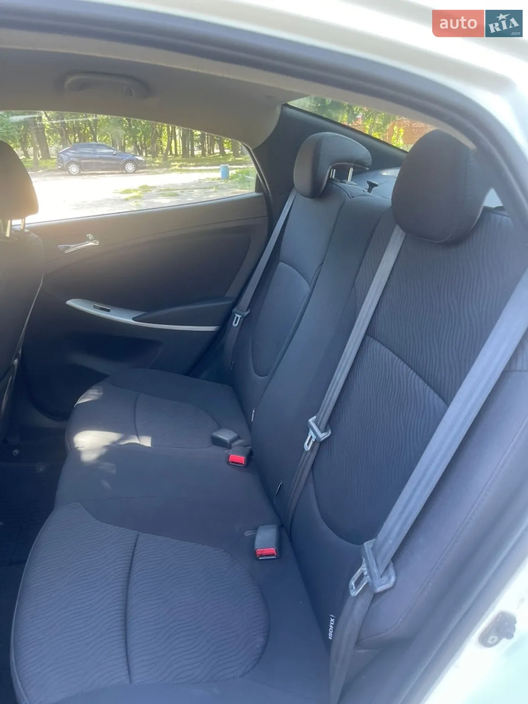 2012 Hyundai Accent - мініатюра 38
