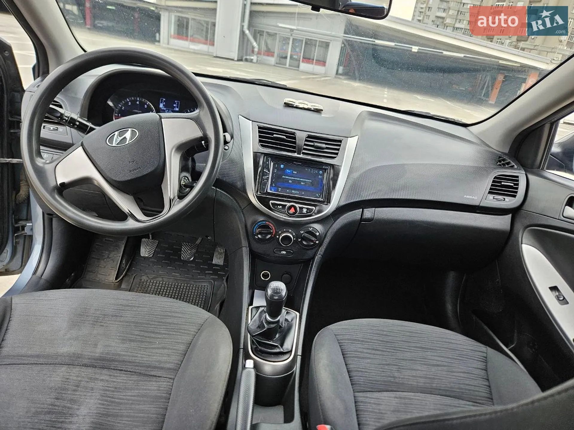2017 Hyundai Accent - мініатюра 8