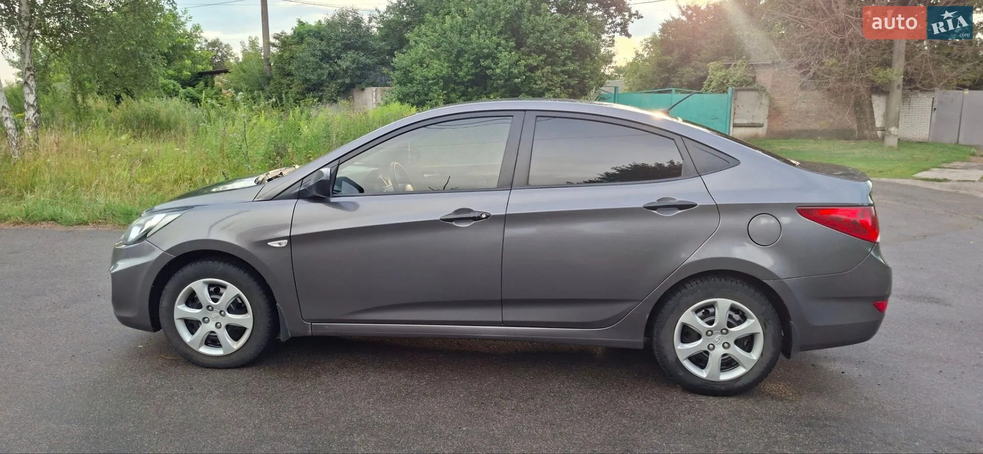 2011 Hyundai Accent - мініатюра 8