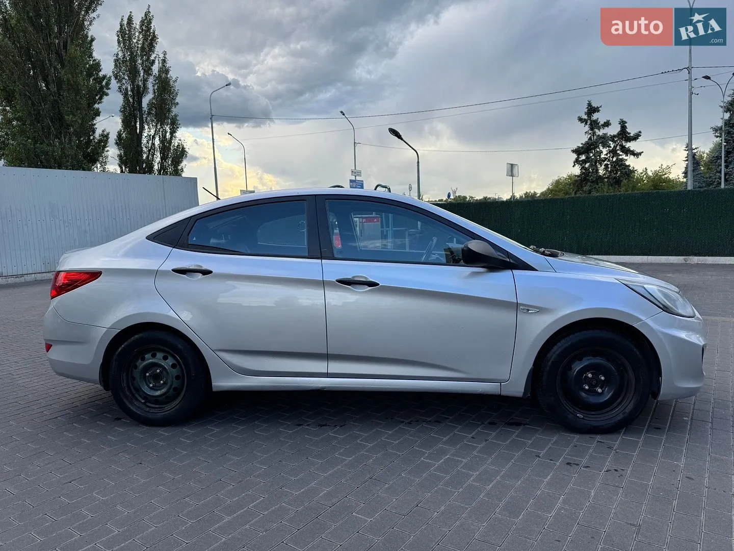 2011 Hyundai Accent - мініатюра 7