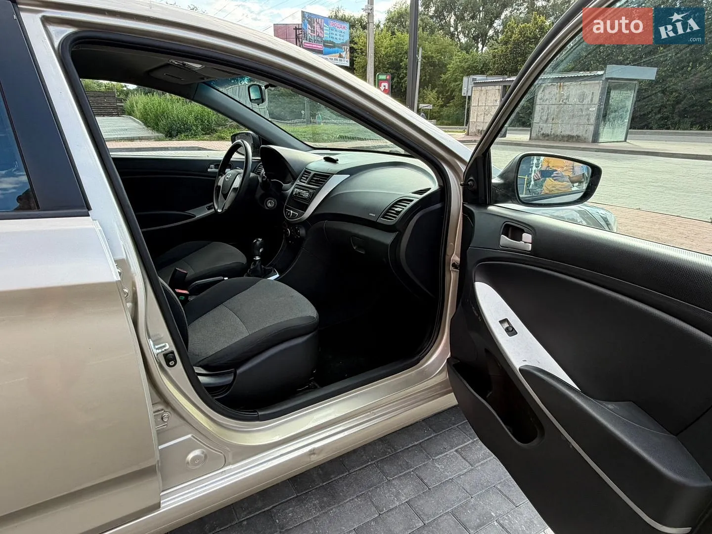 2011 Hyundai Accent - мініатюра 4