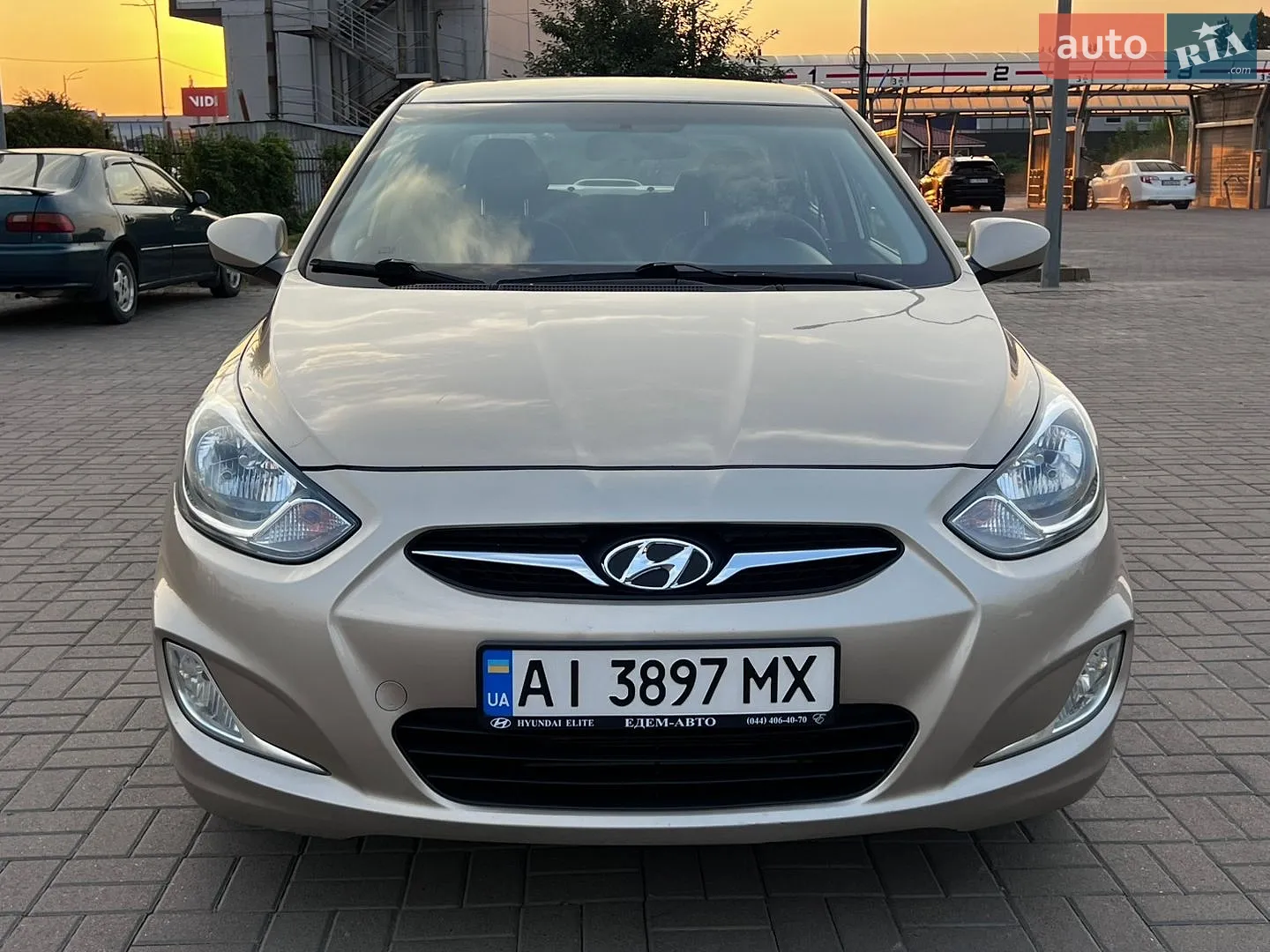 2012 Hyundai Accent - мініатюра 8