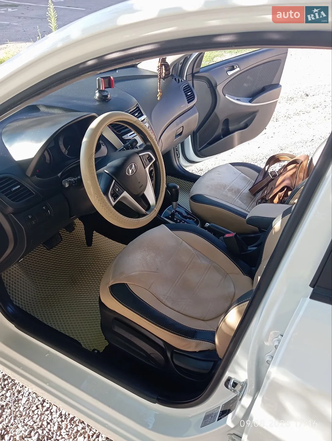 2012 Hyundai Accent - мініатюра 9