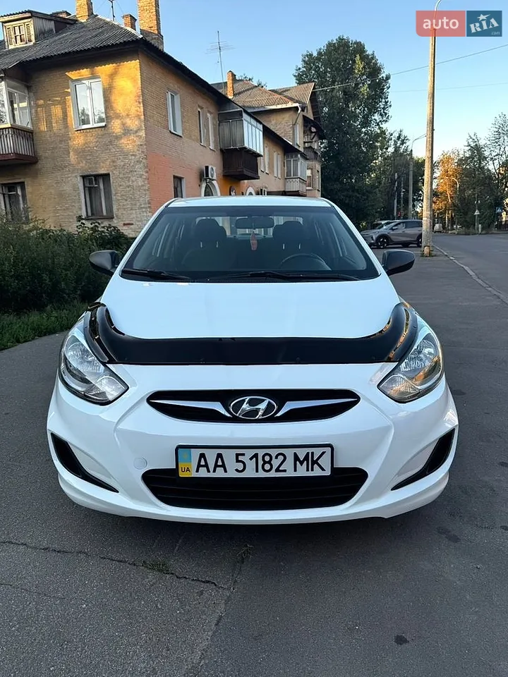 2013 Hyundai Accent - мініатюра 26