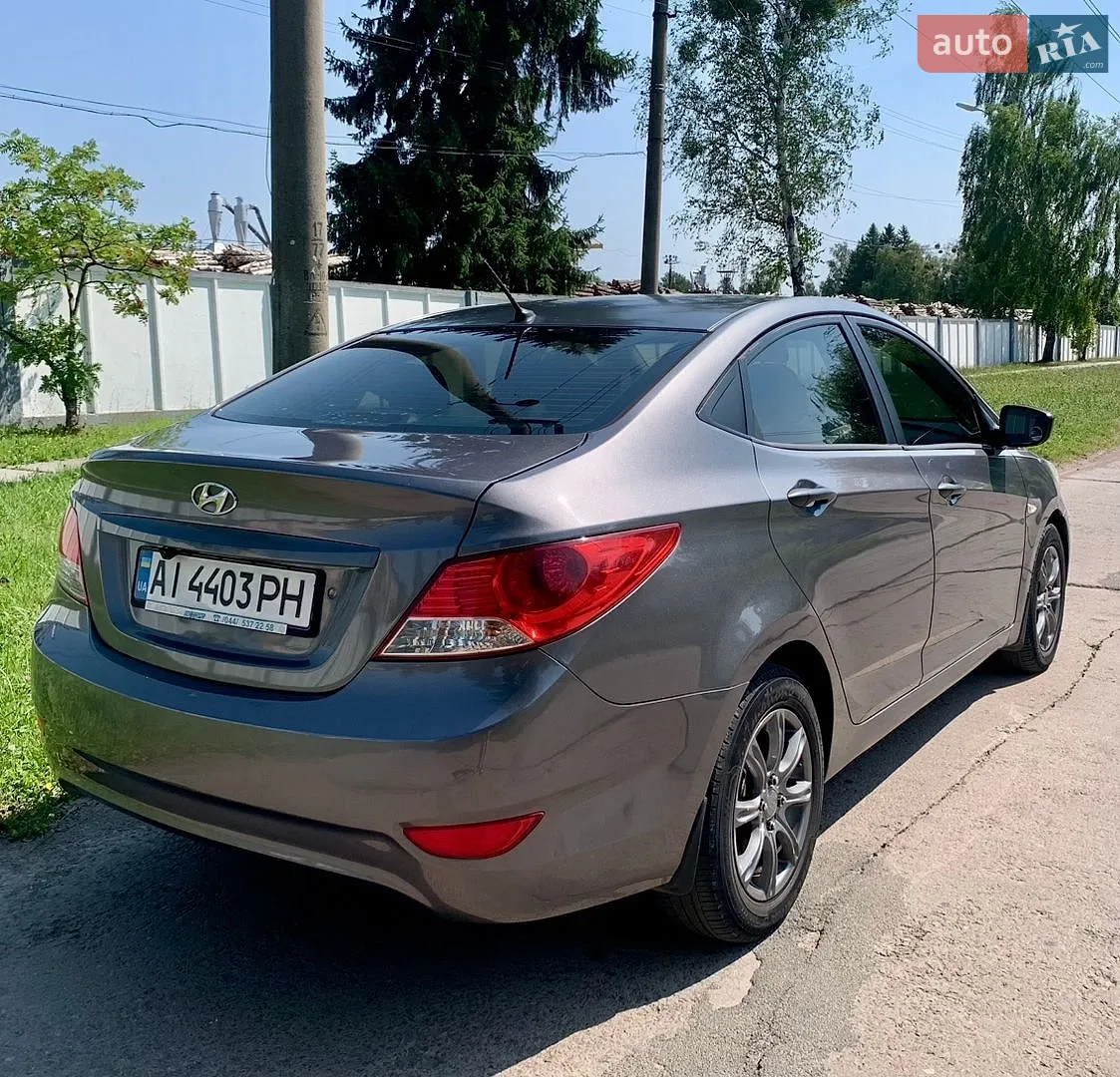 2011 Hyundai Accent - мініатюра 5