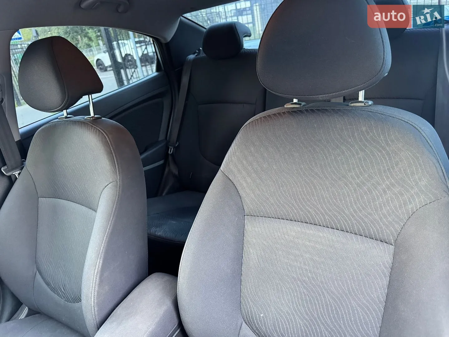 2012 Hyundai Accent - мініатюра 28