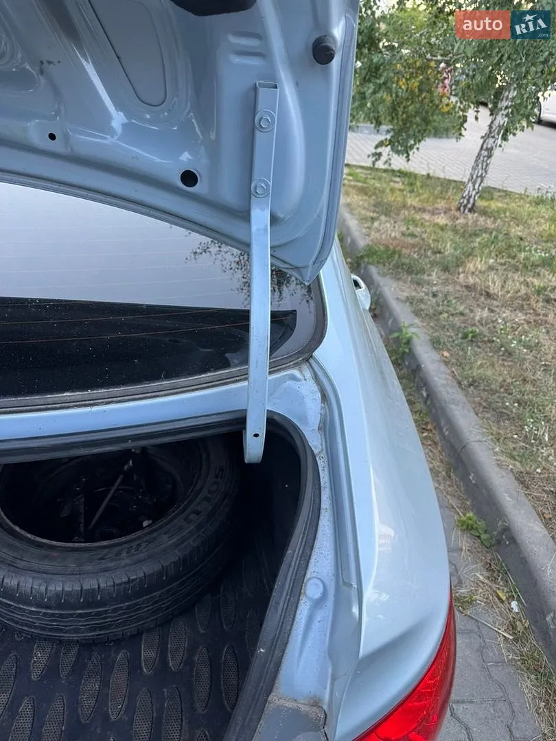 2012 Hyundai Accent - мініатюра 25