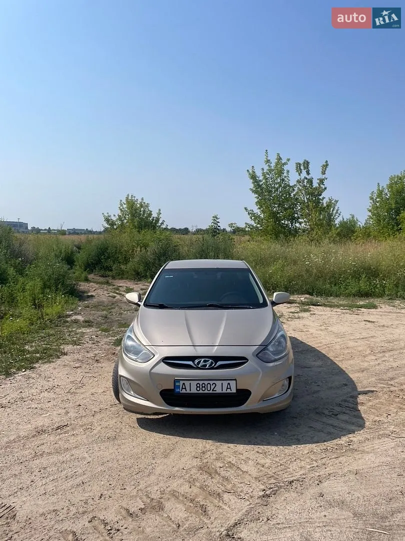2011 Hyundai Accent - мініатюра 2