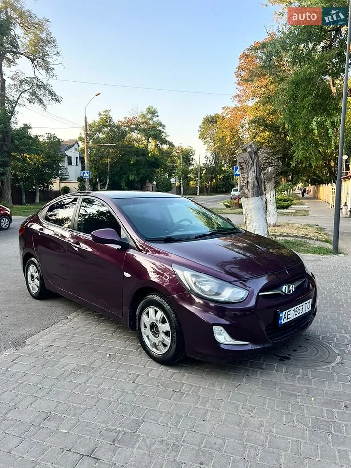 2011 Hyundai Accent - мініатюра 25