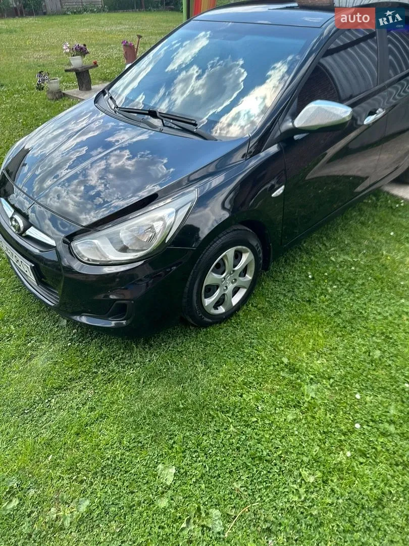 2012 Hyundai Accent - мініатюра 4