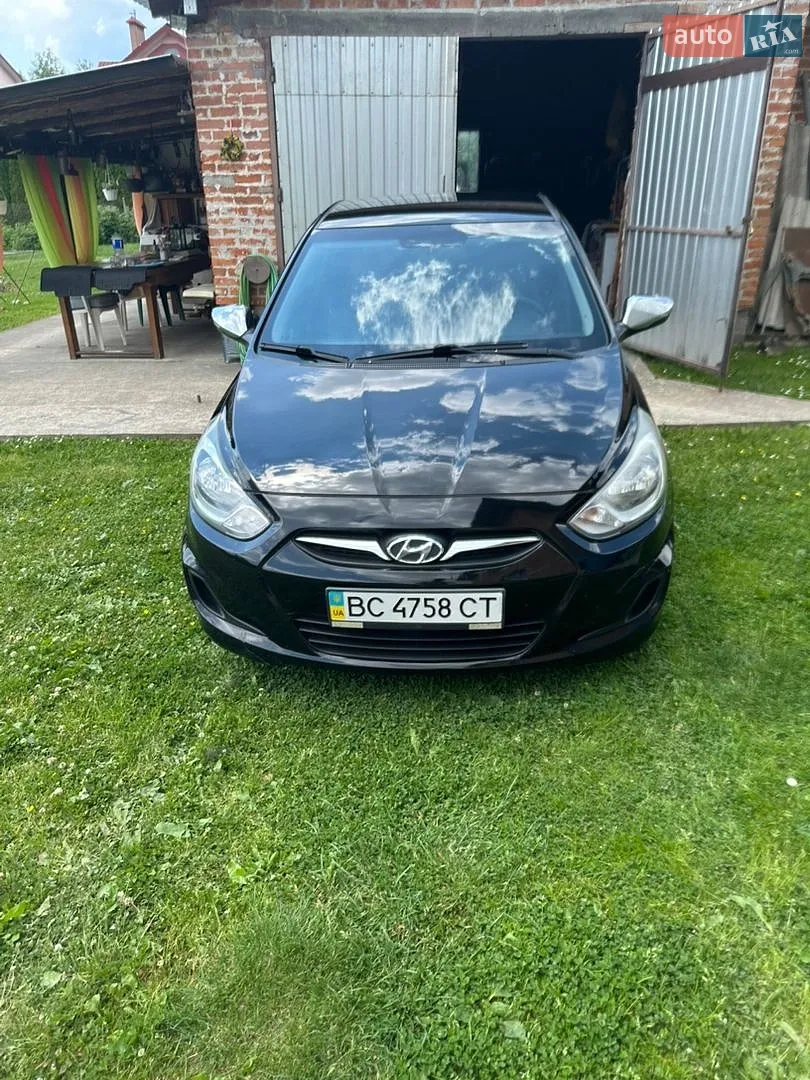 2012 Hyundai Accent - мініатюра 3