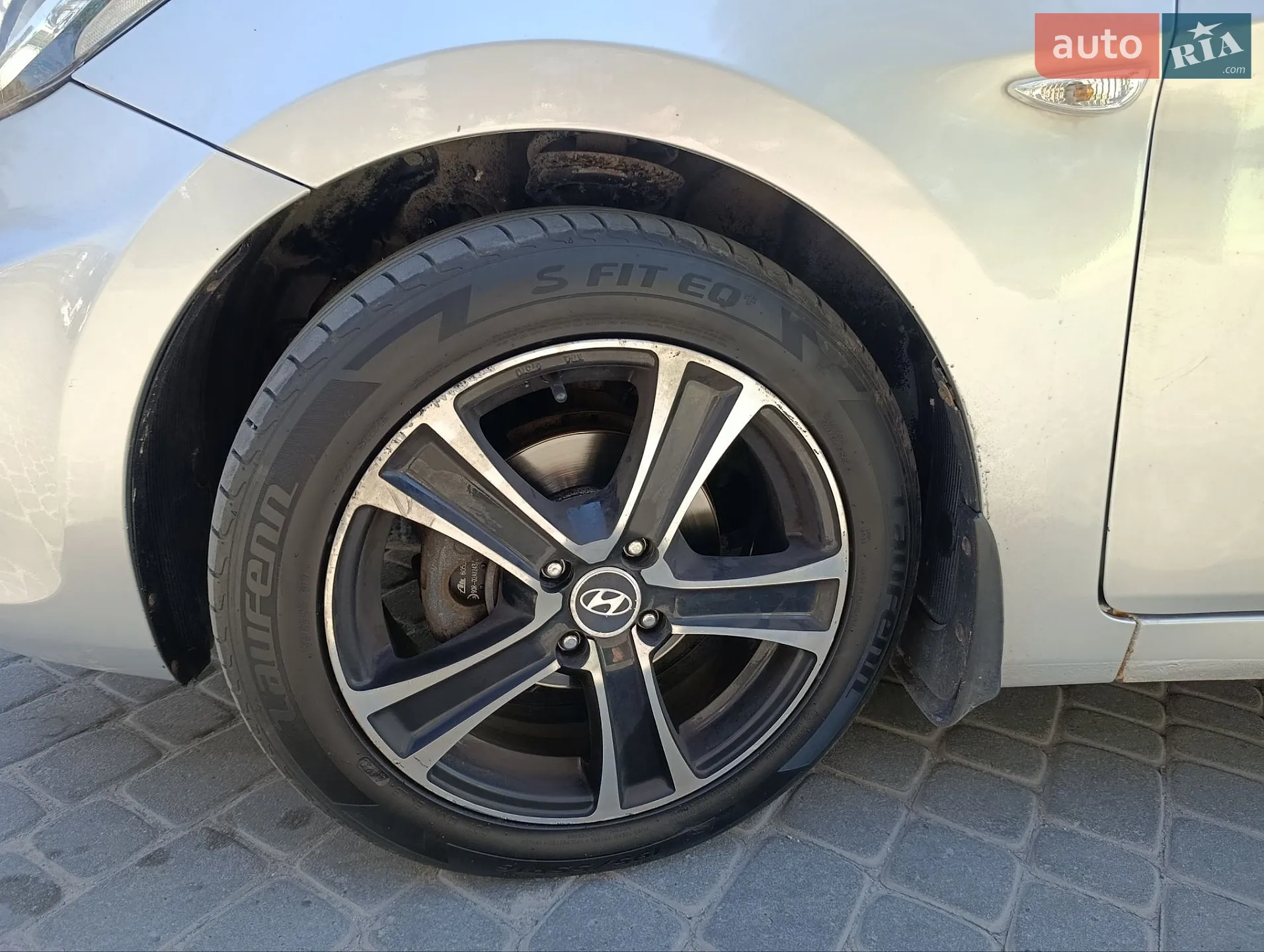 2011 Hyundai Accent - мініатюра 11