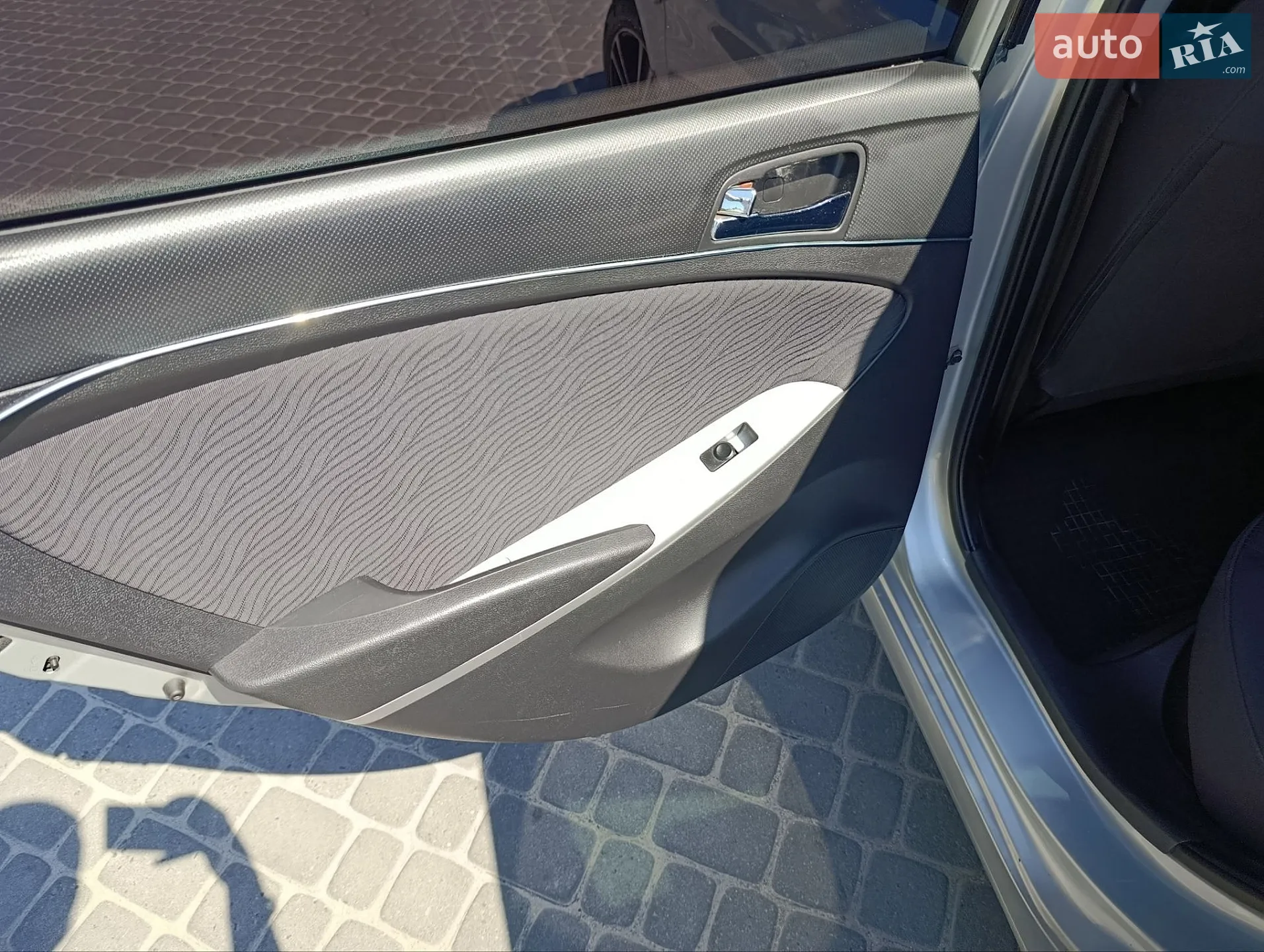 2011 Hyundai Accent - мініатюра 9