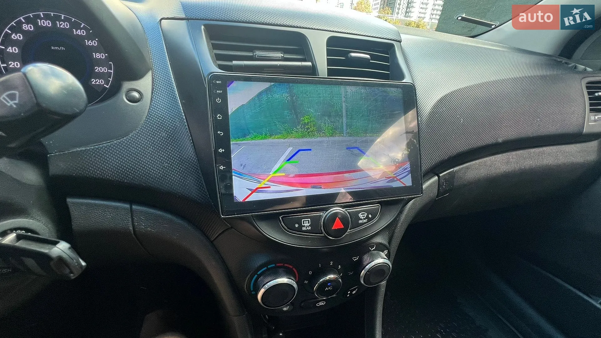 2011 Hyundai Accent - мініатюра 32