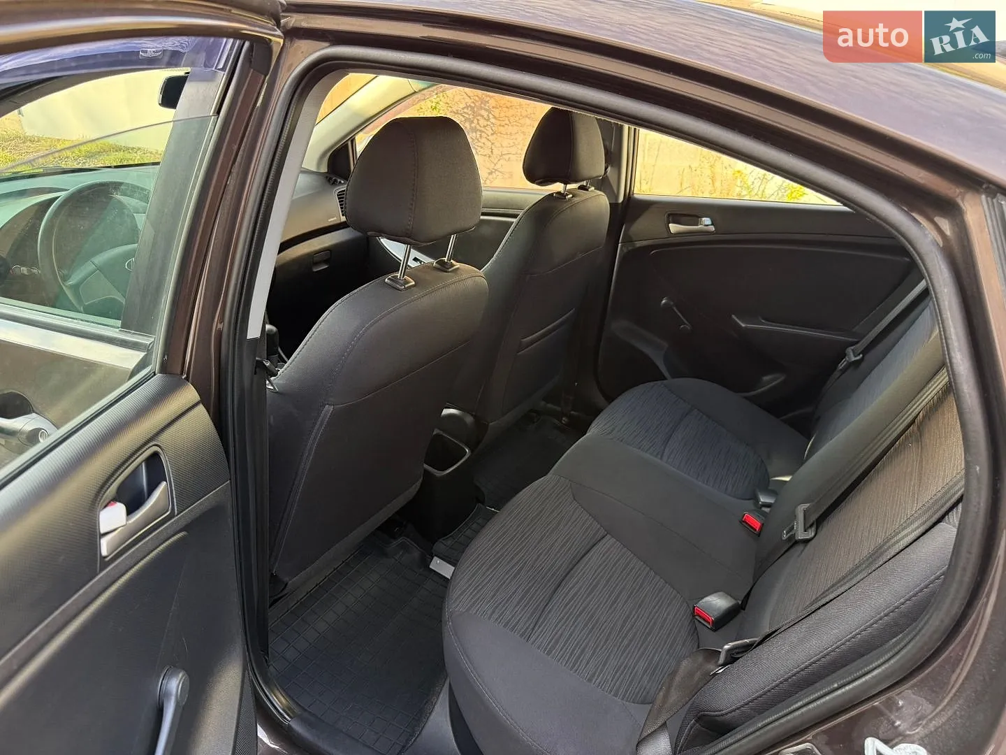 2016 Hyundai Accent - мініатюра 20