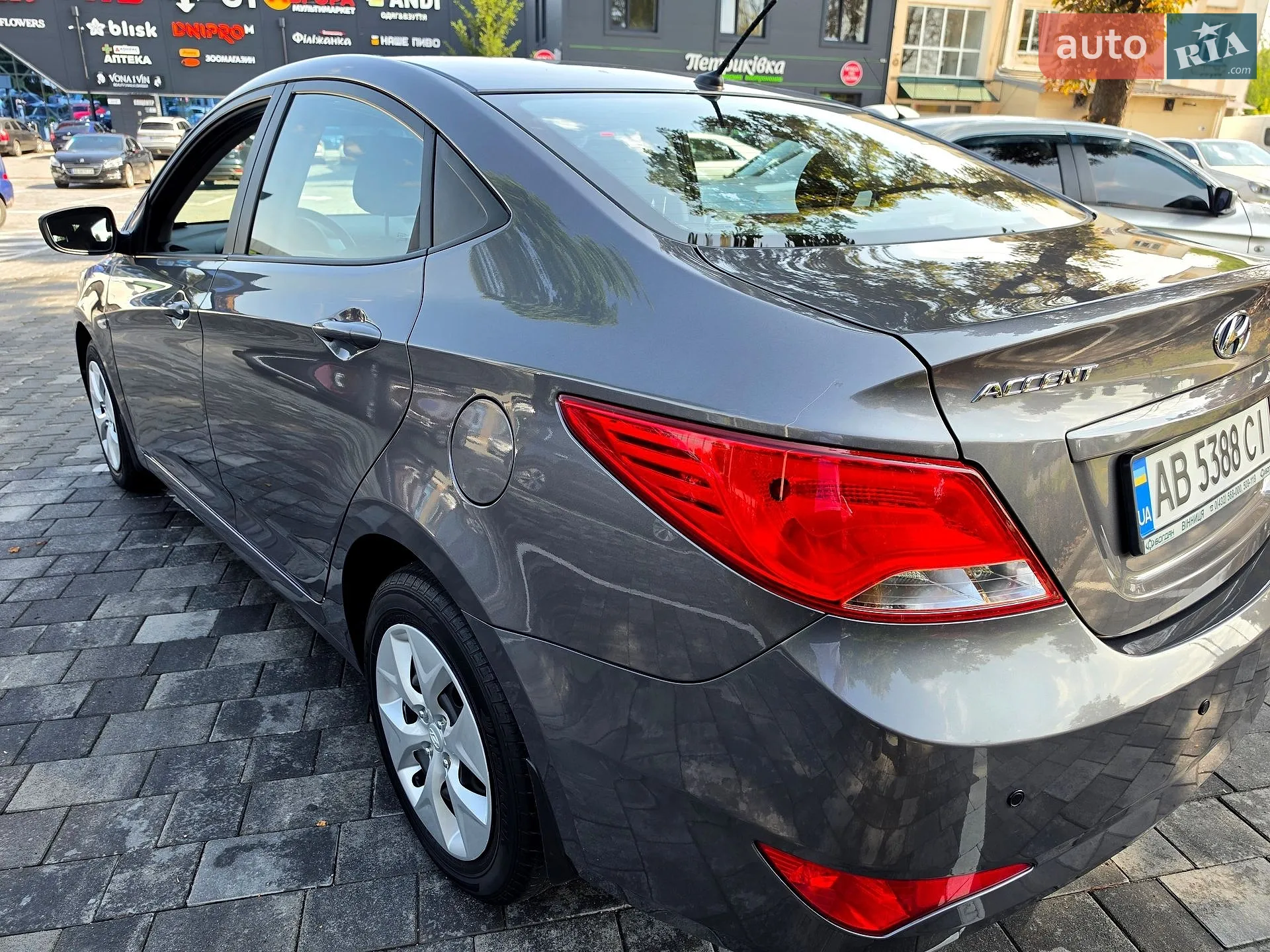 2016 Hyundai Accent - мініатюра 12