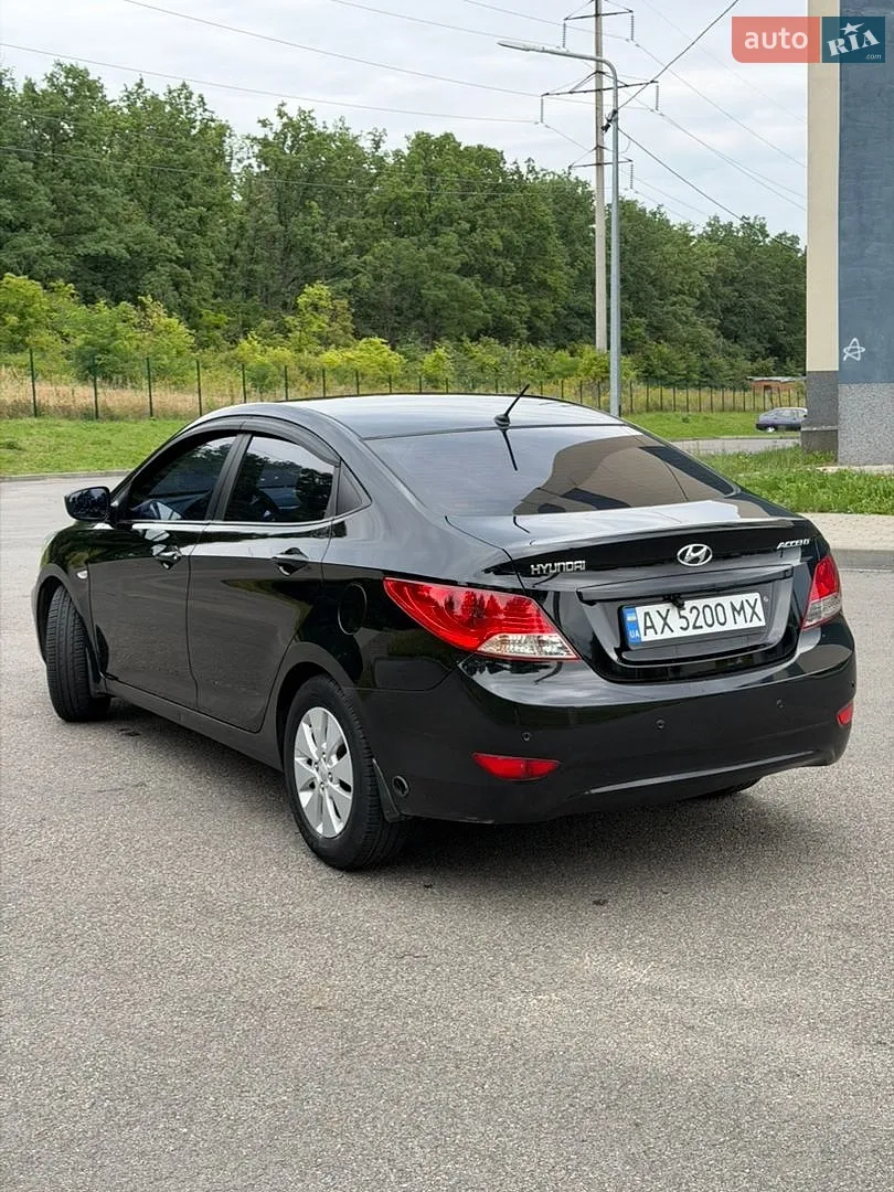 2012 Hyundai Accent - мініатюра 3