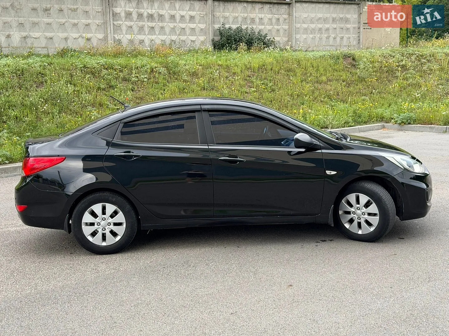 2012 Hyundai Accent - мініатюра 6
