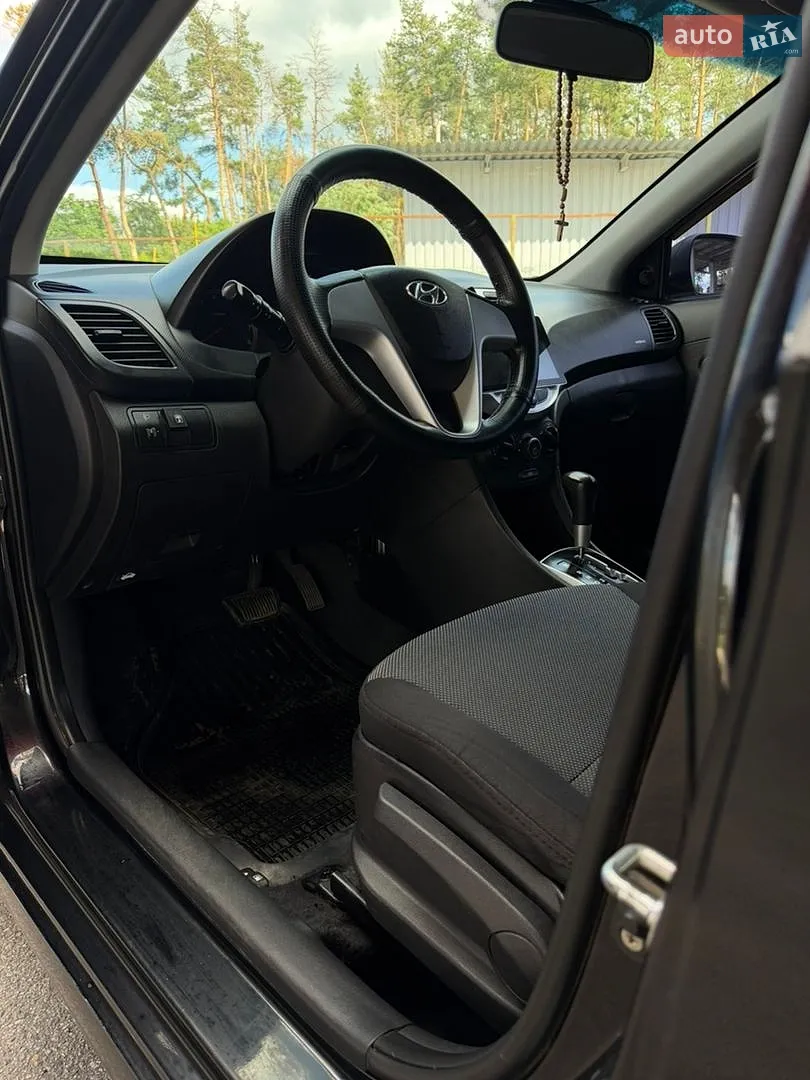 2012 Hyundai Accent - мініатюра 18