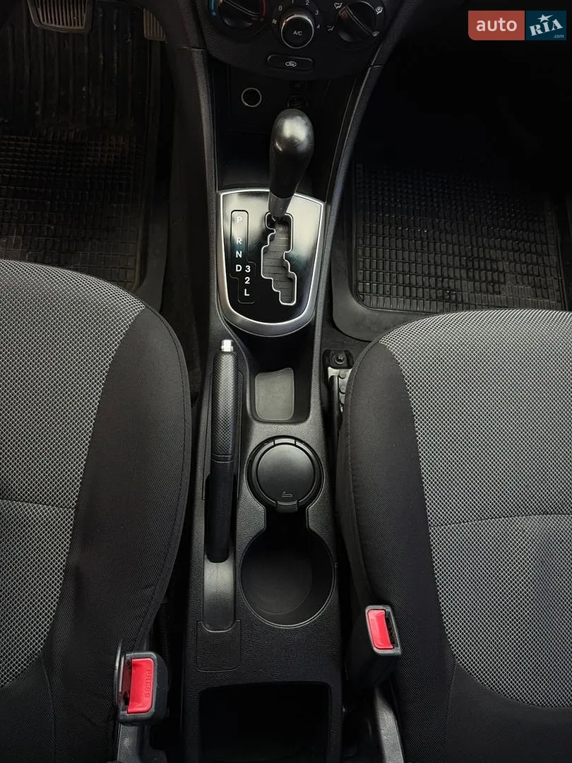 2012 Hyundai Accent - мініатюра 22