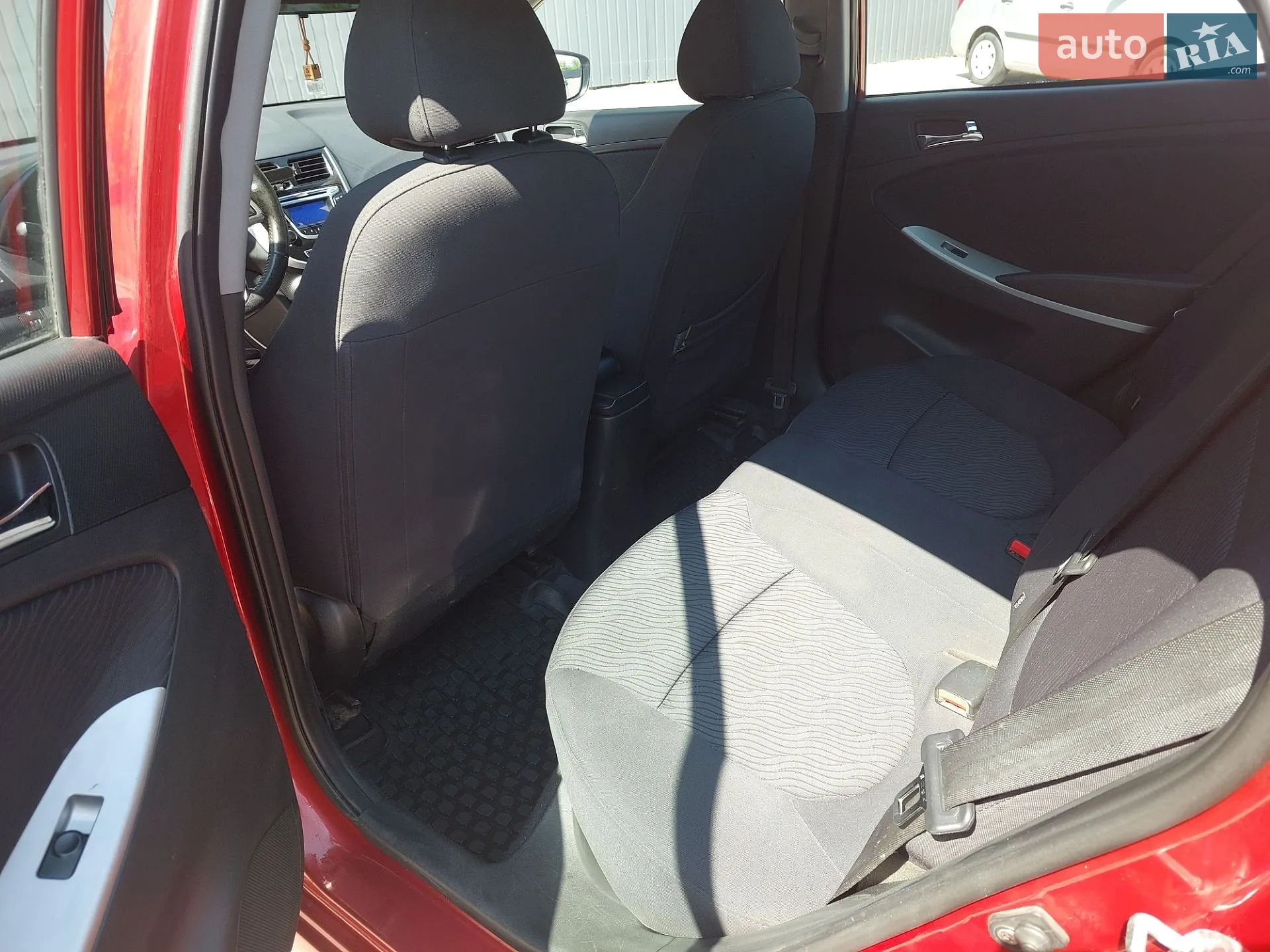 2011 Hyundai Accent - мініатюра 7