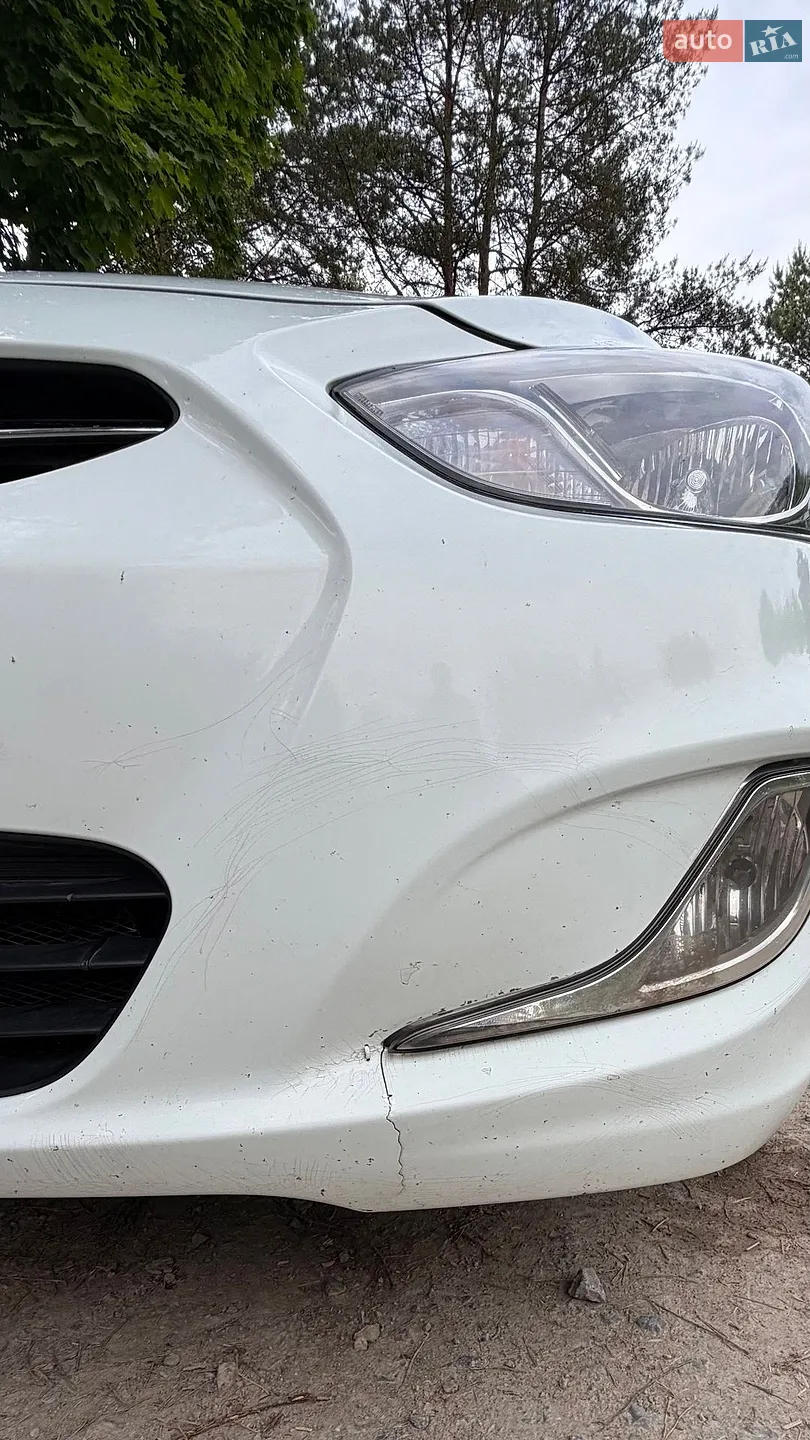 2012 Hyundai Accent - мініатюра 12