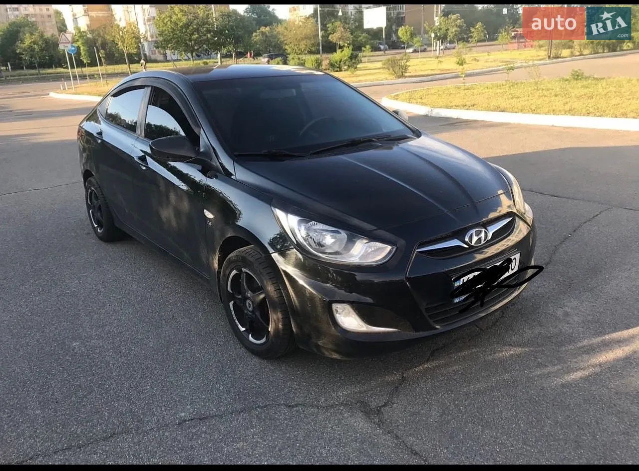 Hyundai Accent 2011