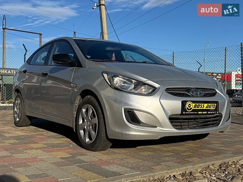 Hyundai Accent