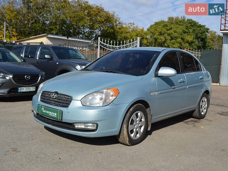 Hyundai Accent