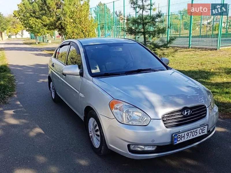 Hyundai Accent
