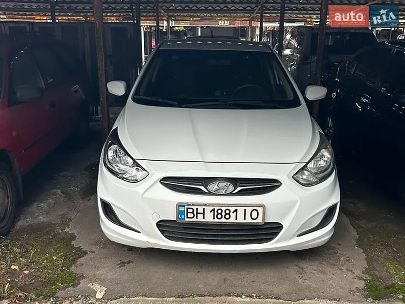 Hyundai Accent