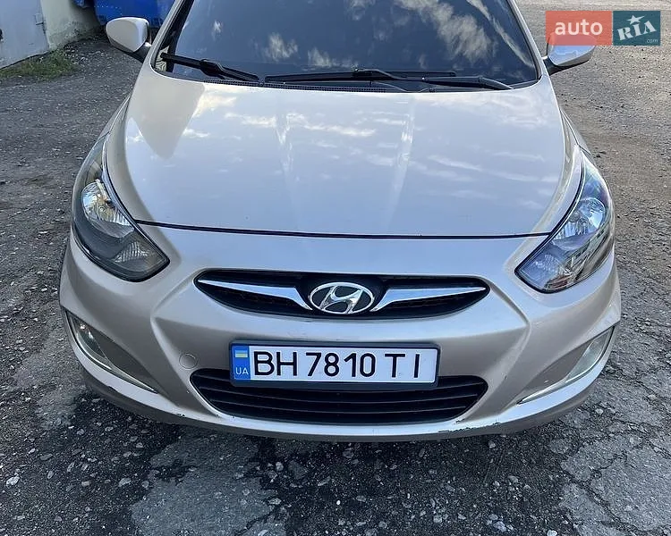 Hyundai Accent