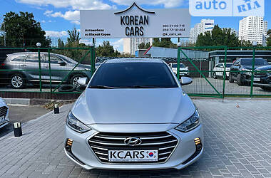 Седан Hyundai Avante 2018 в Одессе