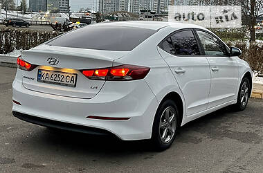Седан Hyundai Avante 2017 в 