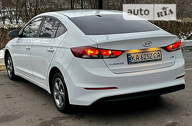 Седан Hyundai Avante 2017 в 