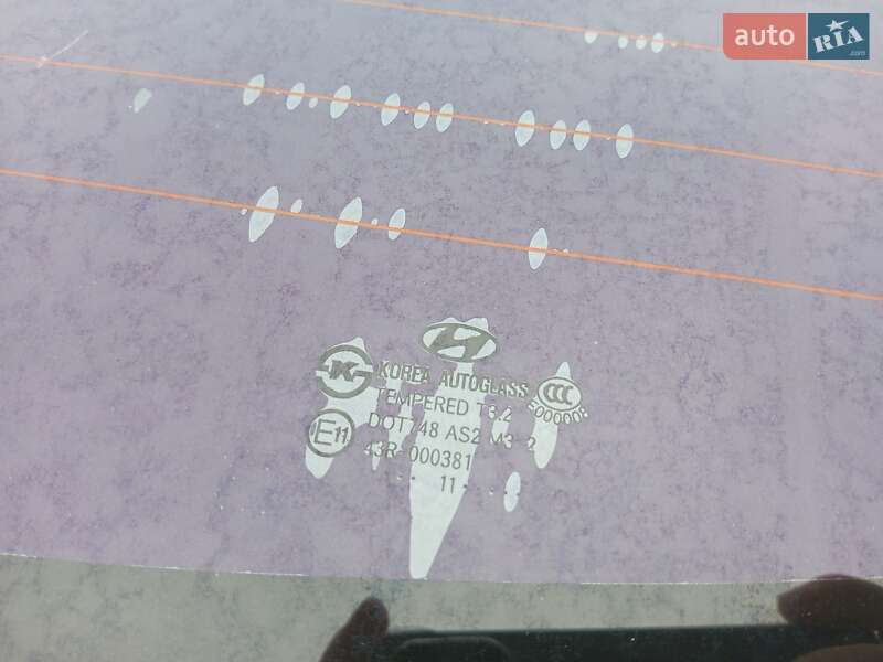 Седан Hyundai Avante 2011 в Києві