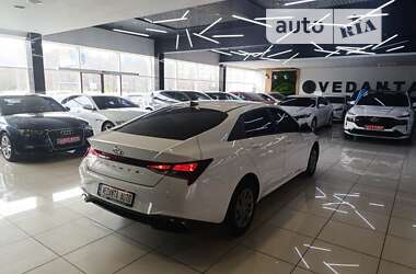 Седан Hyundai Avante 2020 в Одессе