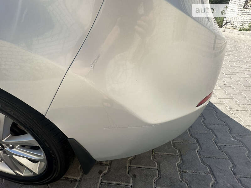 Седан Hyundai Avante 2014 в Житомире