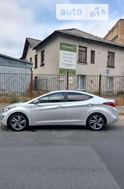 Седан Hyundai Avante 2014 в Києві