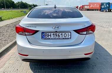 Седан Hyundai Avante 2014 в Киеве