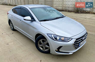 Седан Hyundai Avante 2015 в Одессе