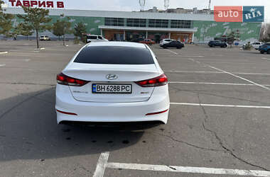 Седан Hyundai Avante 2016 в Николаеве