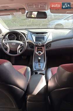 Седан Hyundai Avante 2012 в 