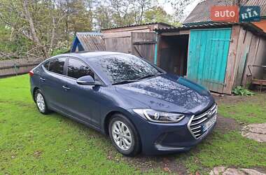 Седан Hyundai Avante 2016 в Зіньківі